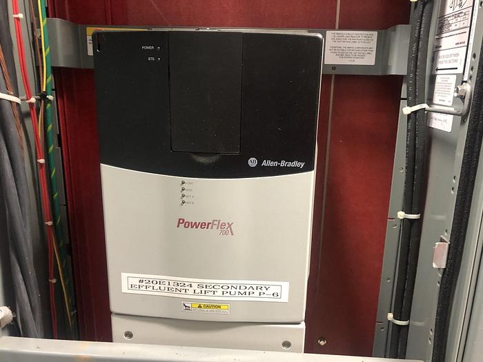 Used ALLEN BRADLEY CENTERLINE MCC SECTION WITH POWERFLEX DRIVES