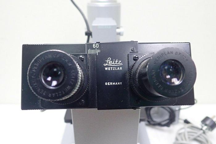 Used Leitz Wetzlar Diavert Microscope w/ 4 Objectives, Periplan GF 10X Eyepieces etc