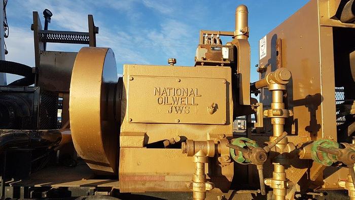 Used 2000 WELCAN 4 Axle Carrier Style Oilfield Pump / Kill Truck