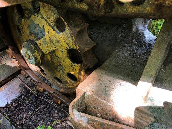 Used Caterpillar Caterpillar Undercarriage with Main Frame