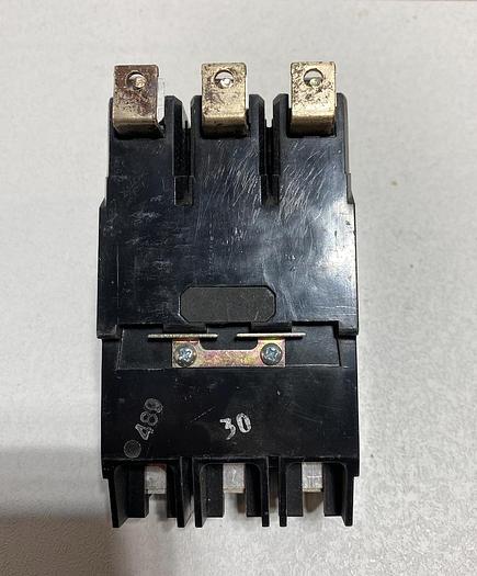 Parts only General electric TEY M02 30 Amp Circuit Breaker 3 Pole 480/277 Vac (B9)