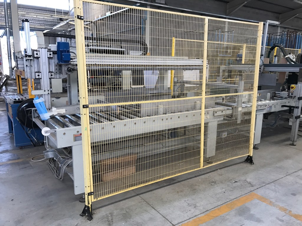 Usato 2002 Linea di imballaggio per lettini o prodotti similari