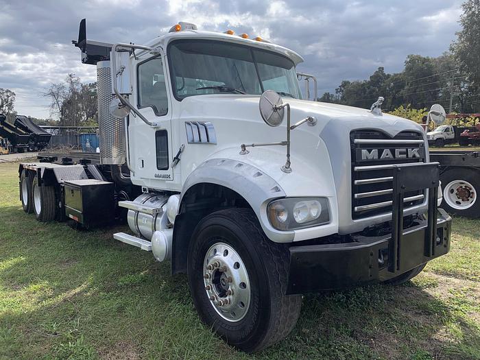 Used 2008 MACK Gu713