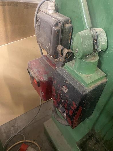 Used Astra 6" Slotting Machine