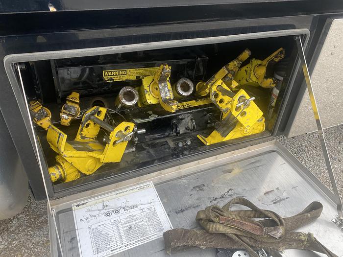 Used 2009 Peterbilt 386 Rillback wrecker