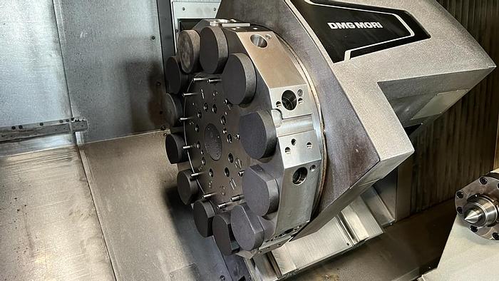 Used Tokarka CNC DMG MORI CLX 450