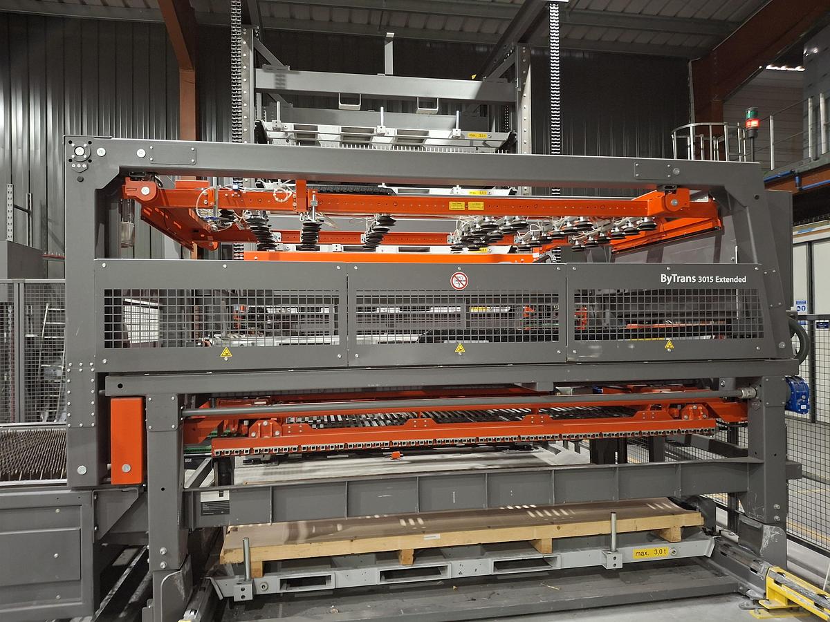 Used 2021 BYSTRONIC BySmart Fiber 3015 Fiber 3KW + ByTrans extended + ByTower