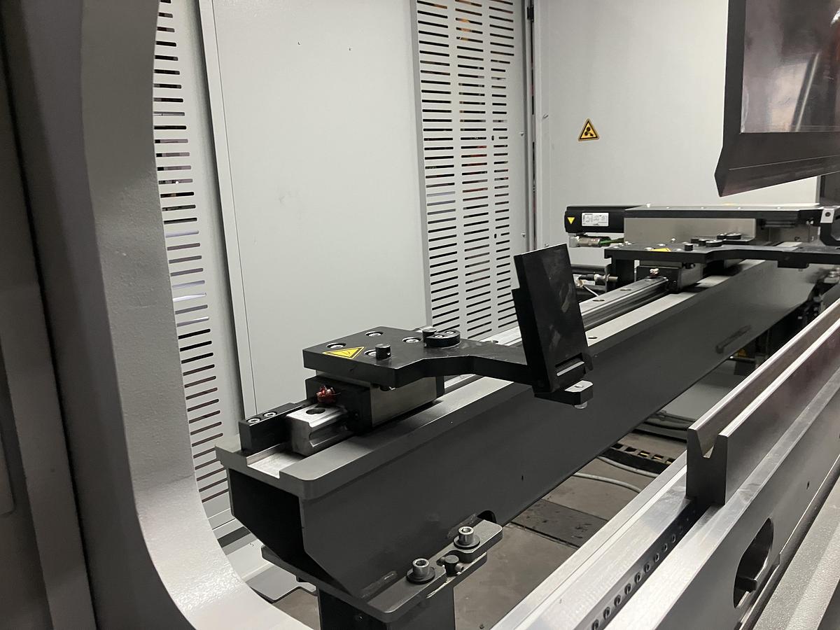 Used 2022 BYSTRONIC Xact Smart 160/3100