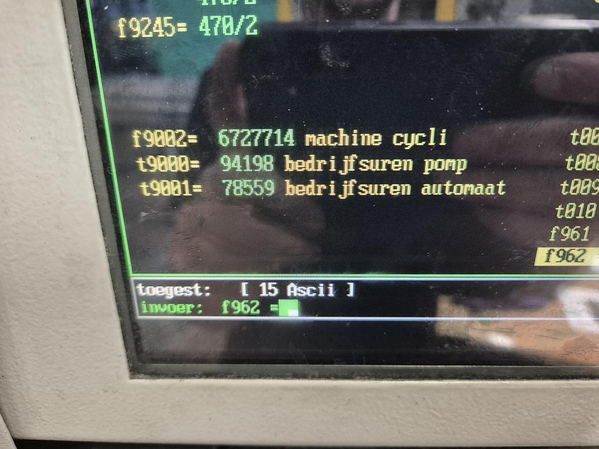 Used 2000 ARBURG 520C 2000-675