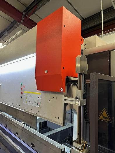 Used 2013 BYSTRONIC Xpert 150 x 3100 (< 700 hours!)