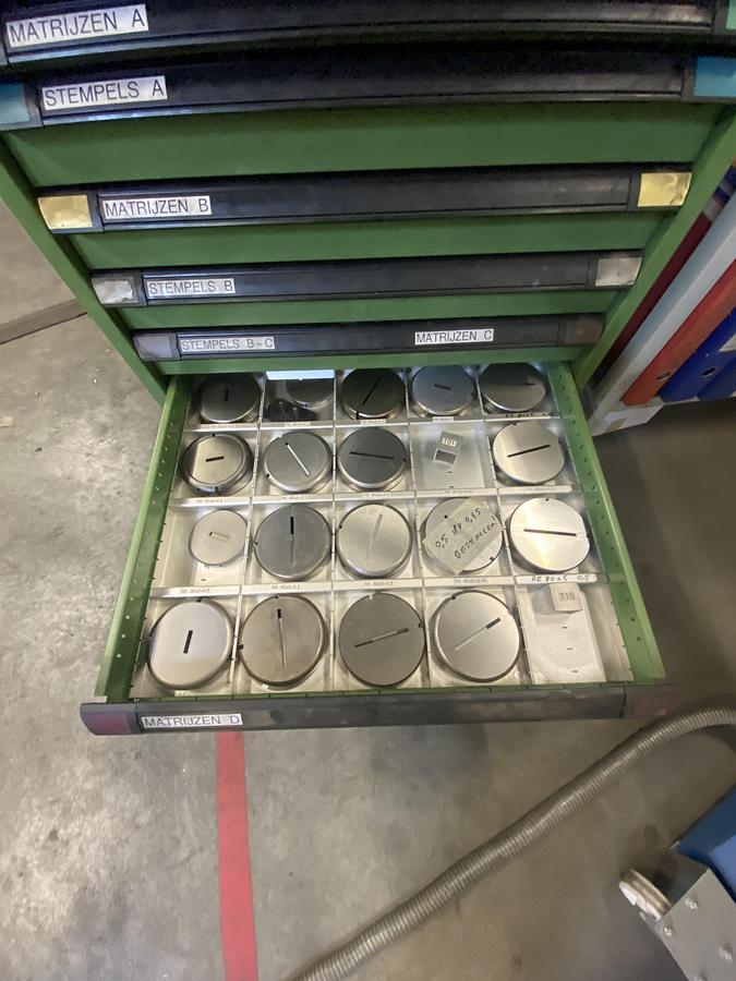 Used 1998 LVD Delta 1250 LB-TK