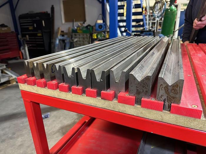 Used 2013 BYSTRONIC Xpert 150 x 3100 (< 700 hours!)