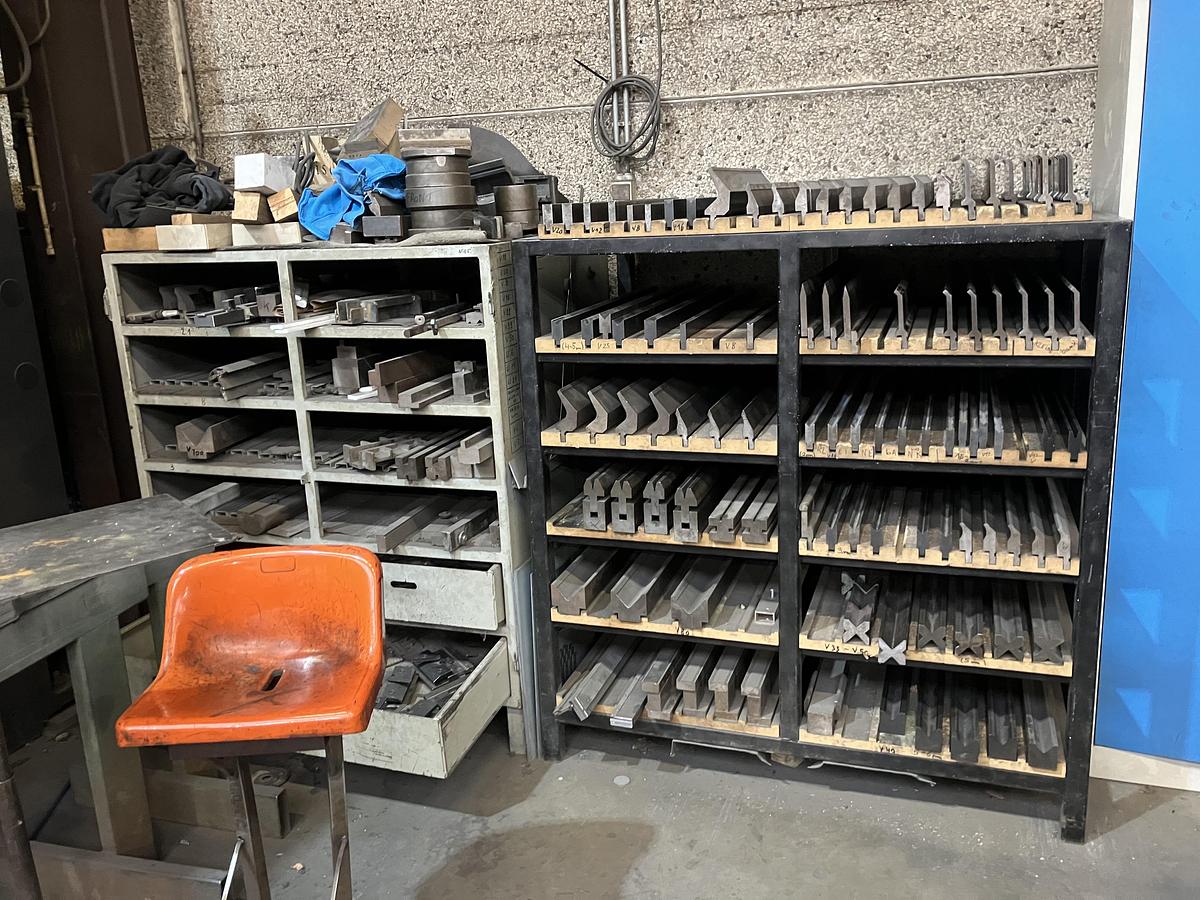 Used 2002 AMADA HFP 80.25 NT