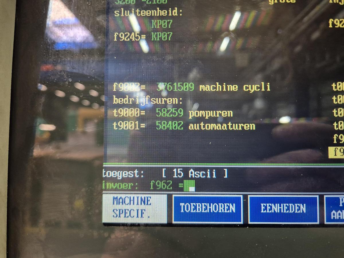 Used 2003 ARBURG Allrounder 720S 3200-2100