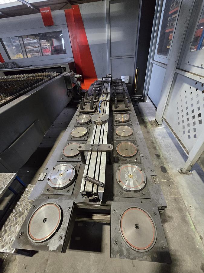 Used 2015 BYSTRONIC ByAutonom 3015 Bylaser 6KW with automation