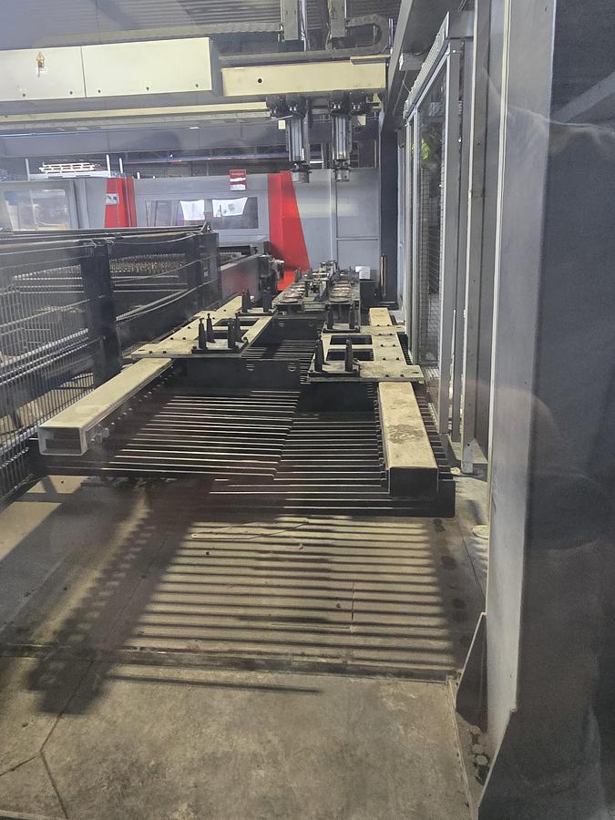 Used 2015 BYSTRONIC ByAutonom 3015 Bylaser 6KW with automation