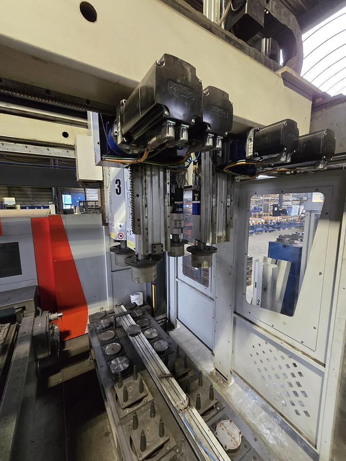 Used 2015 BYSTRONIC ByAutonom 3015 Bylaser 6KW with automation