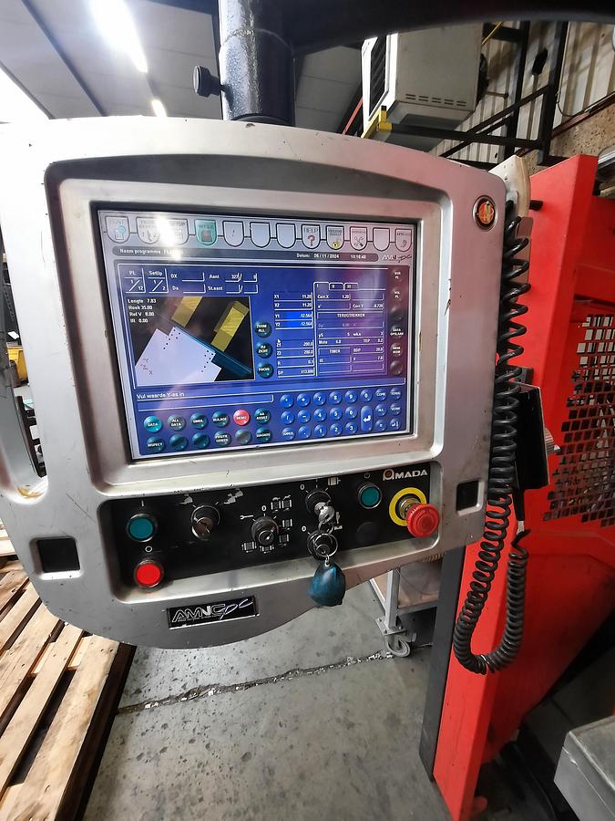 Used 2002 AMADA HFP 80.25 NT