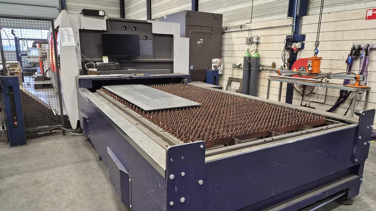 Used 2011 BYSTRONIC Byspeed Pro 3015 4.4KW