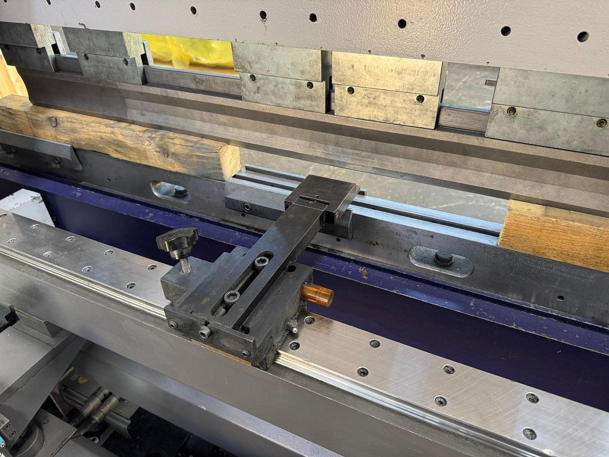 Used 2011 BYSTRONIC Xact 160/4000