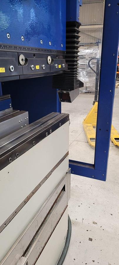 Used 2007 TRUMPF Trubend 3120
