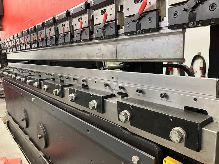 Used 1992 AMADA HFB 170/30