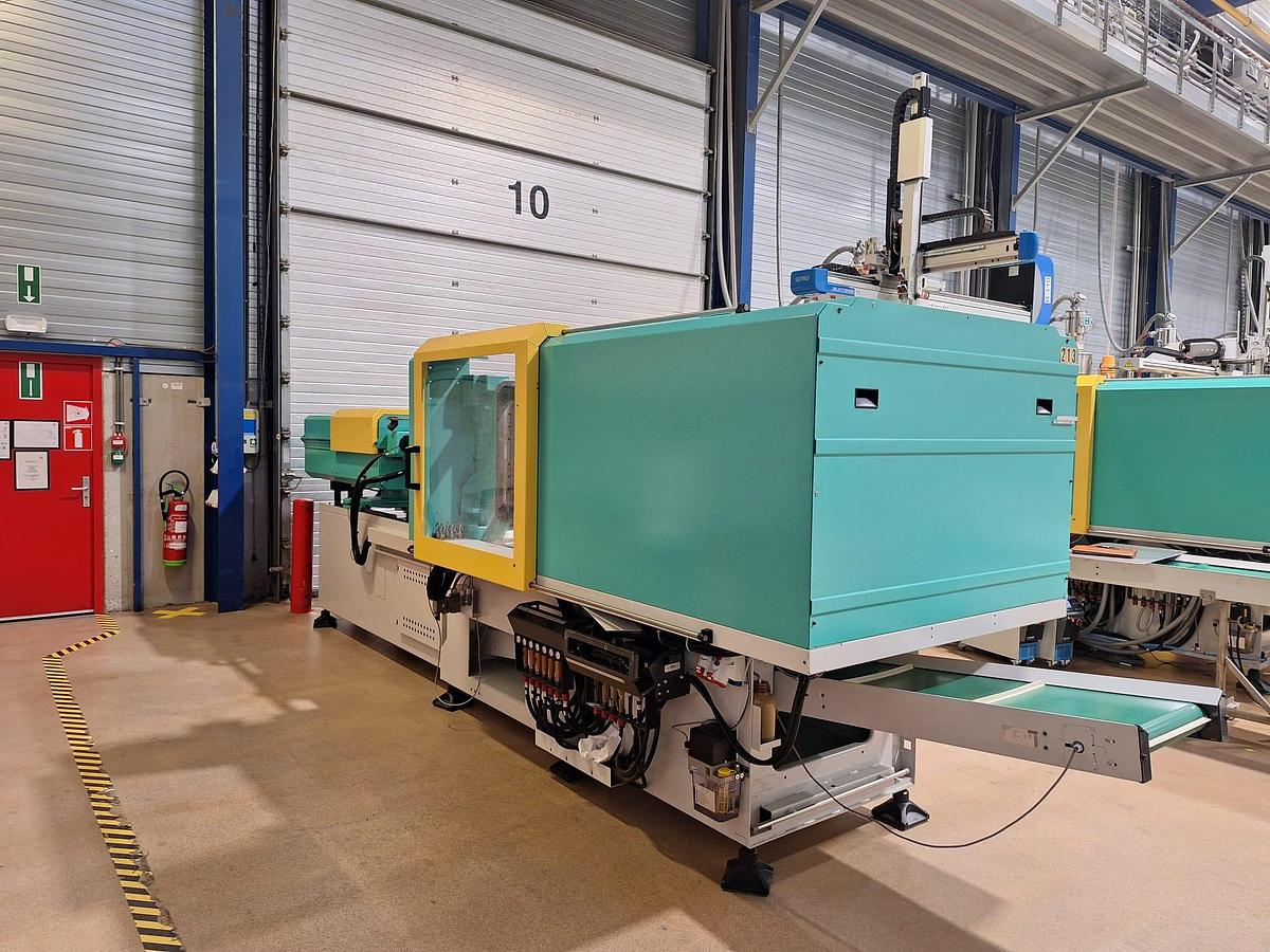 Used 2010 ARBURG 570 A 2000-800