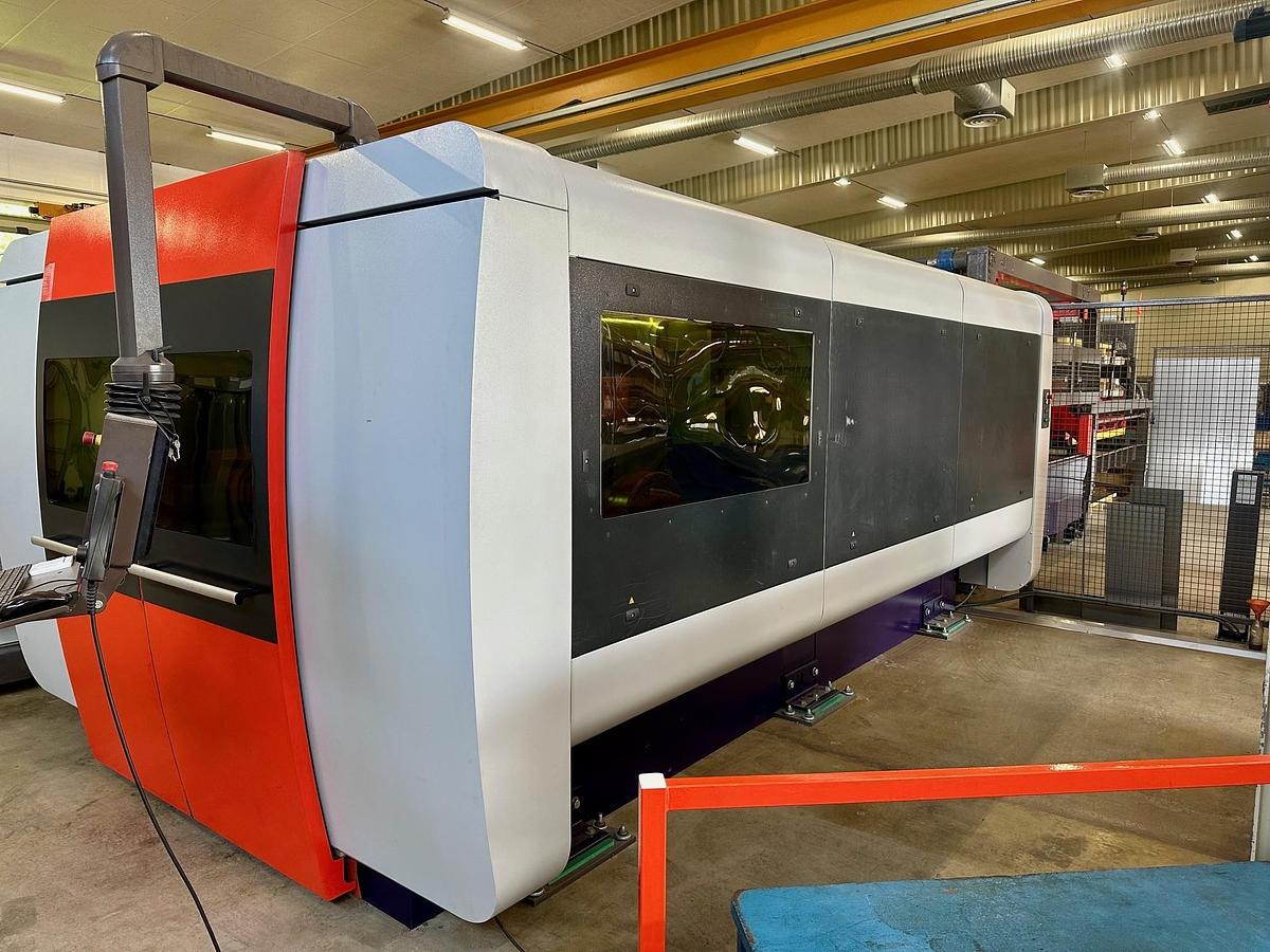 Used 2013 BYSTRONIC Bysprint Fiber 3015 4KW + Bytrans Extended