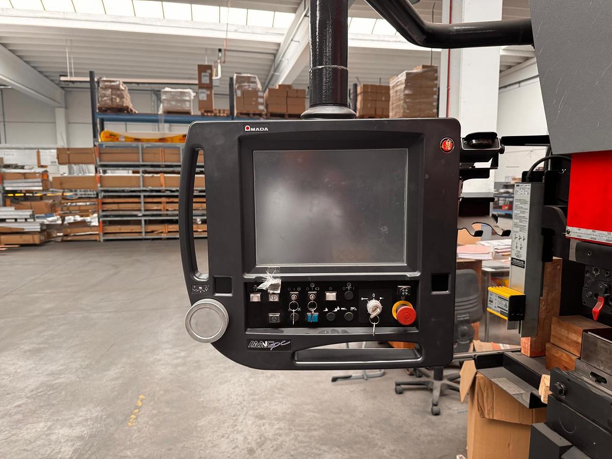 Used 2012 AMADA HD 1704 NT