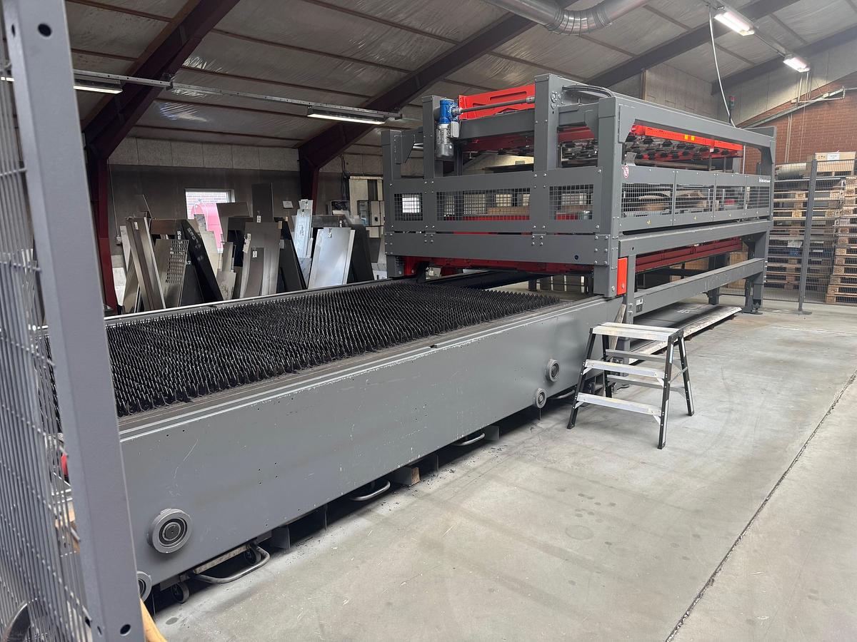 Used 2022 BYSTRONIC ByStar 4020 15kW + ByTrans Extented