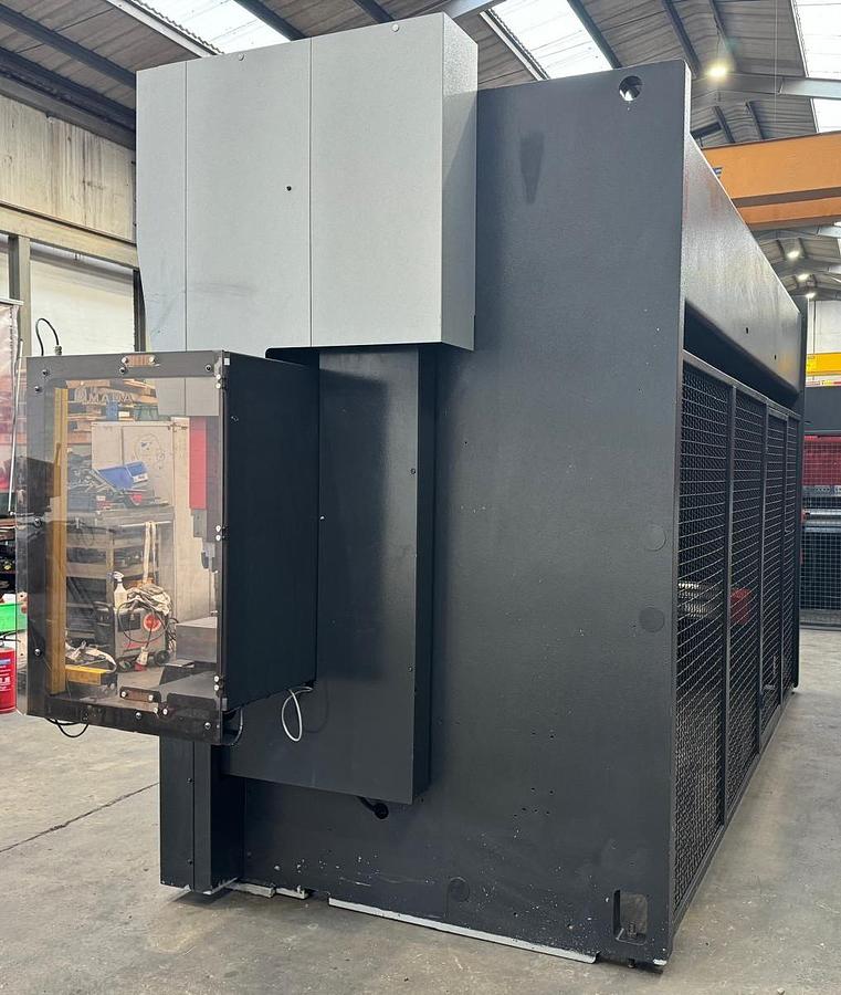 Used 2011 AMADA HFE M2 2204