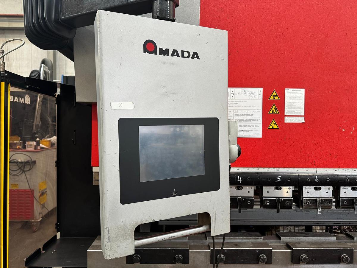 Used 2011 AMADA HFE M2 2204