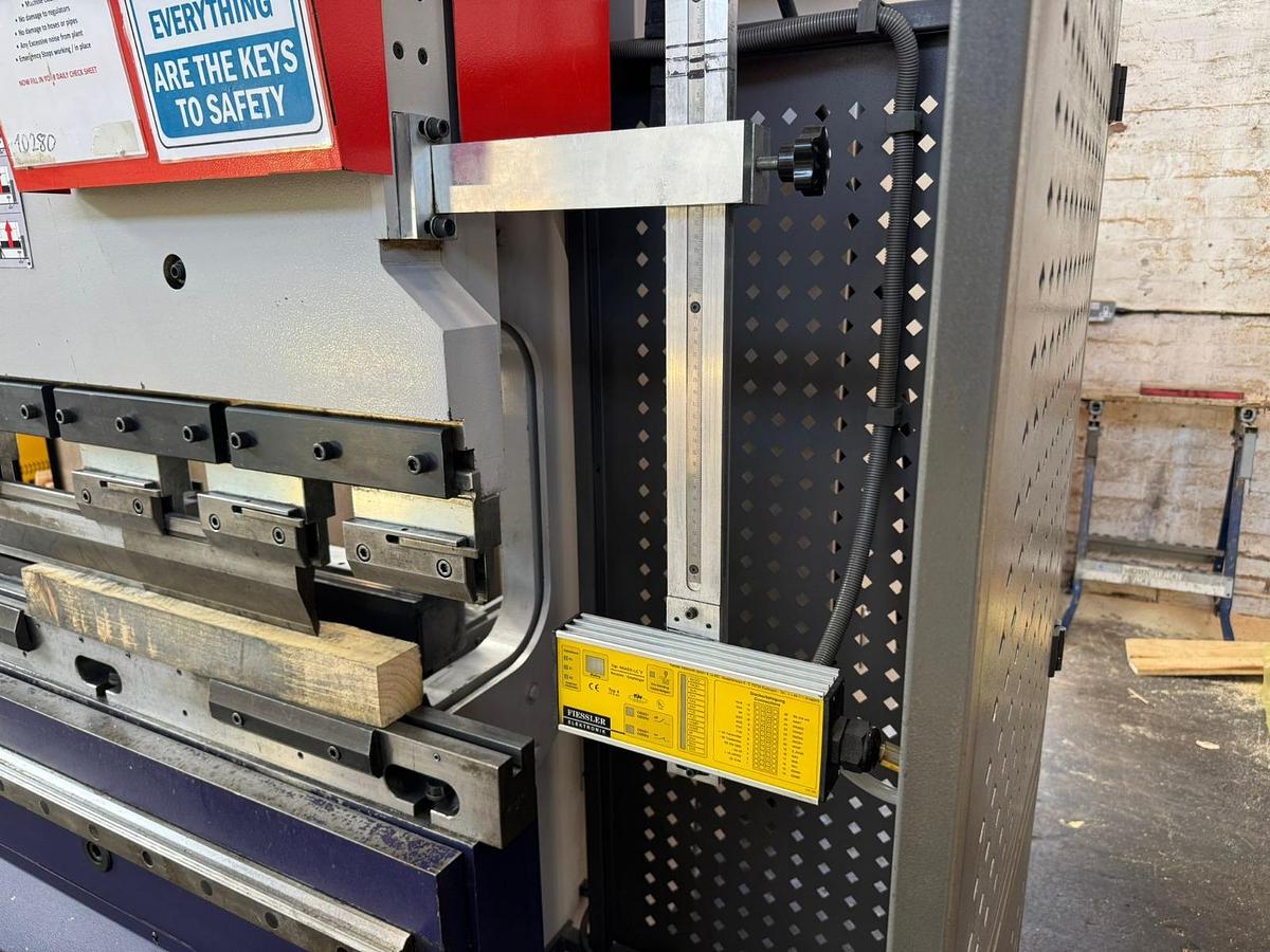 Used 2011 BYSTRONIC Xact 160/4000