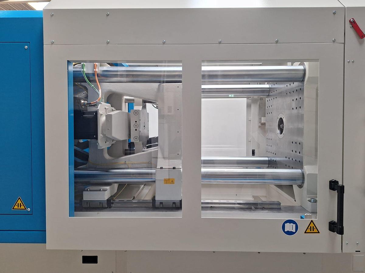 Used 2024 KRAUS MAFFEI KM PA 250/1400 PA G01