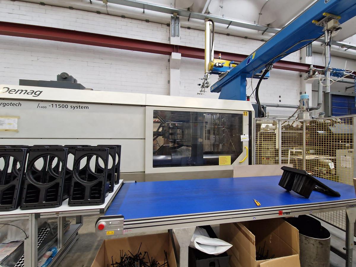 Used 2002 DEMAG Ergotech 1000/1400 - 11500