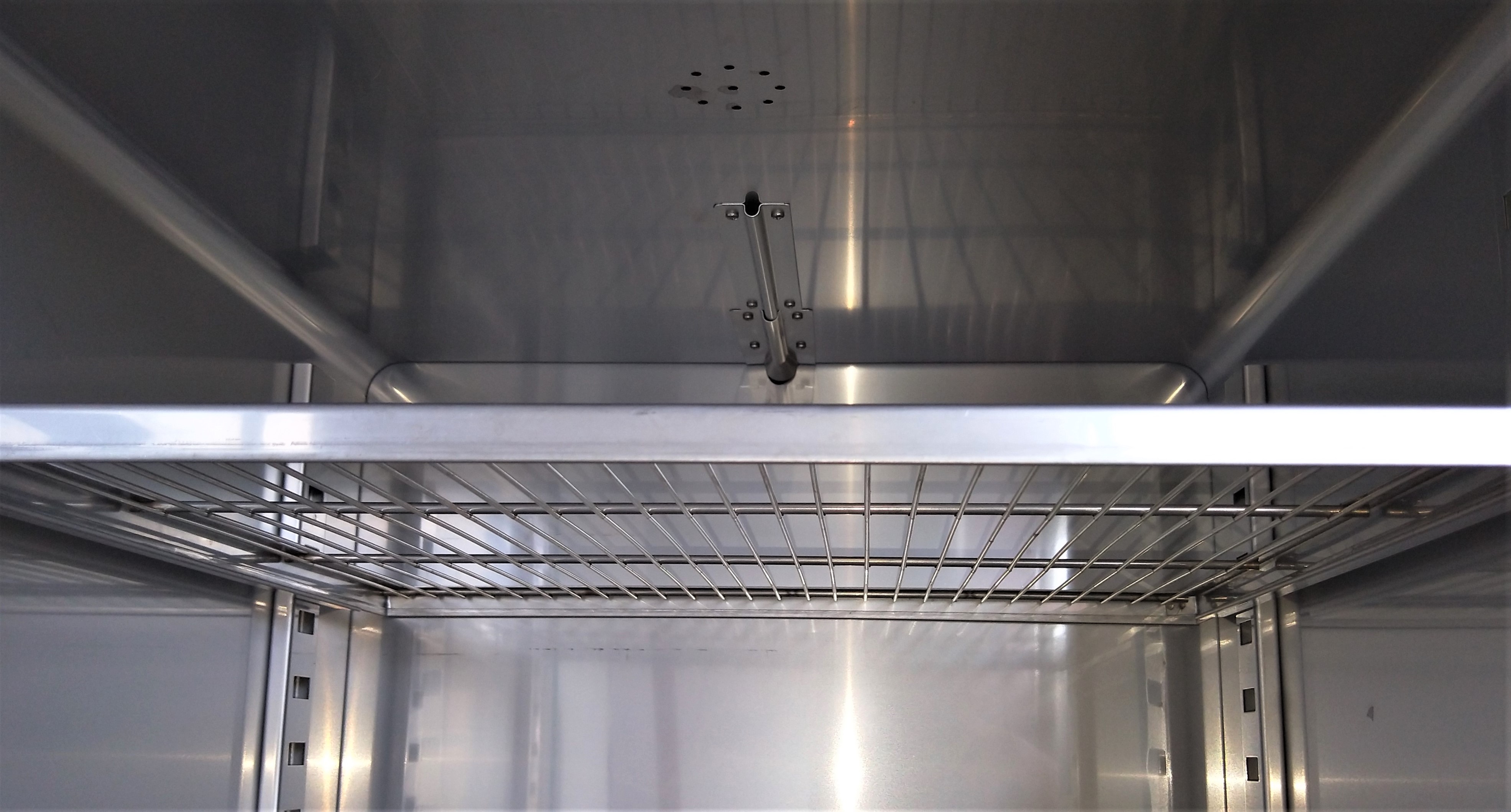 New open box Sanyo MIR-162 Air-Jacketed Incubator (3.3 Cu-Ft)