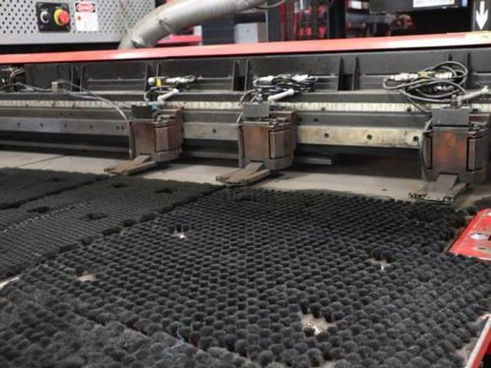 Used 2012 - 33 Ton / 4000 Watt Amada EMLK-3610