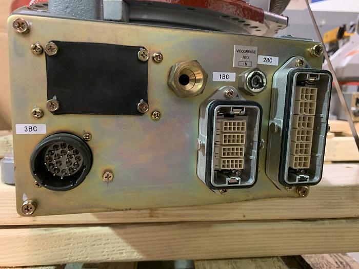 Used YASKAWA MOTOMAN SSF2000 (YR-SSF6-A00) 6 KG X 1,378mm REACH 6 AXIS CNC ROBOT WITH NX100 CONTROL