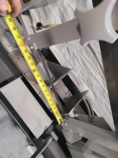 Used DoAll Model C-4 Metal Cutting Bandsaw