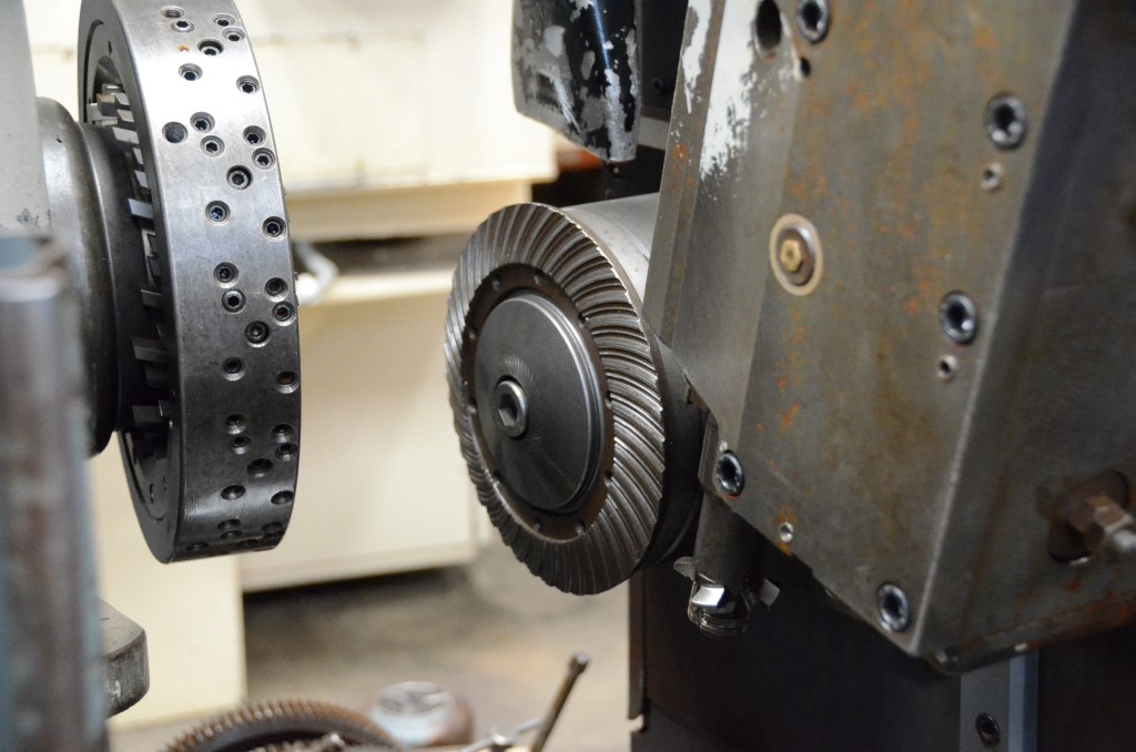 Usado 1979 OERLIKON SKM 1 Talladoras de grupos conicos #7151