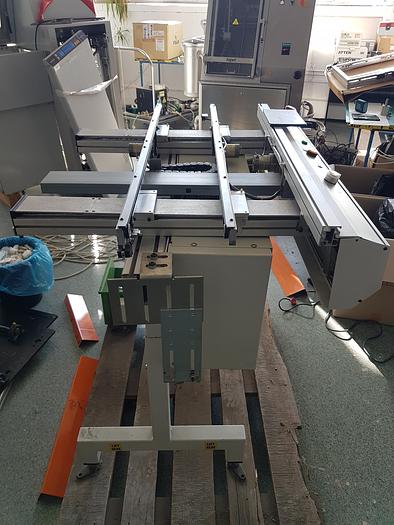 Used 2001 Universal 48777500