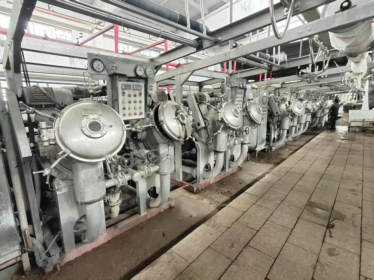 Used Taiwan Tongwu dyeing machine for fabric