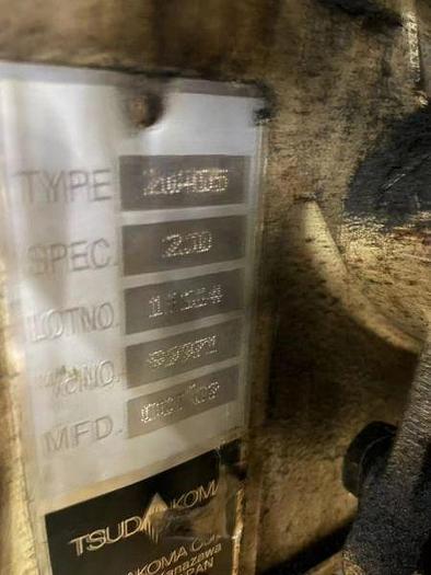 Used Tsudakama 405 water jet loom for fabric