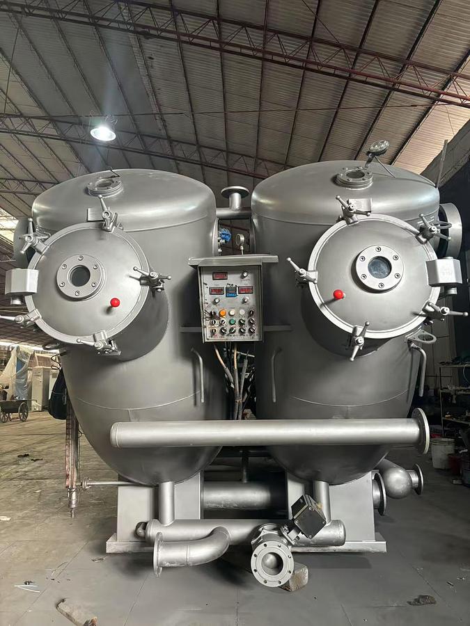 Used Tonghua brand Dyeing machine for fabric
