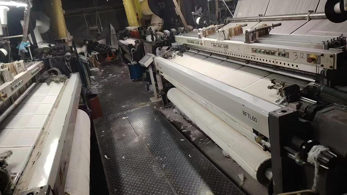 Used Used Rapier terry towel loom for fabric