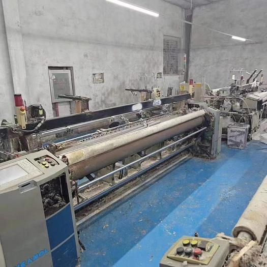 Used 30 sets Picanol omni plus air jet loom for fabric