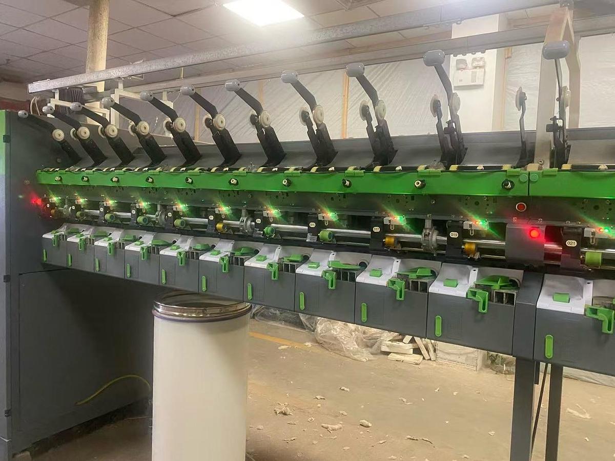 Used Titan open end machine for yarn