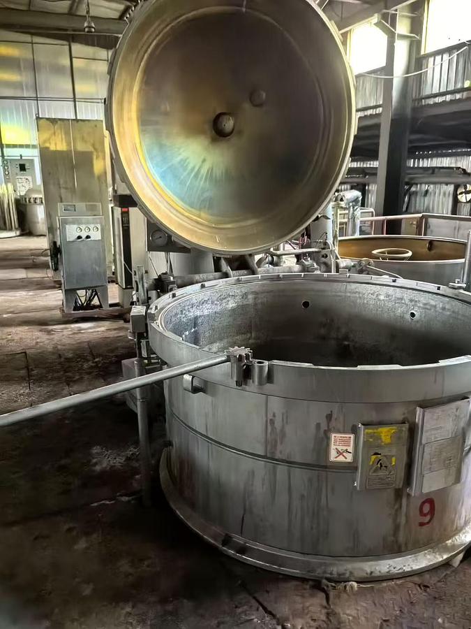 Used 7 sets Fong's yarn dyeing machine for fabric