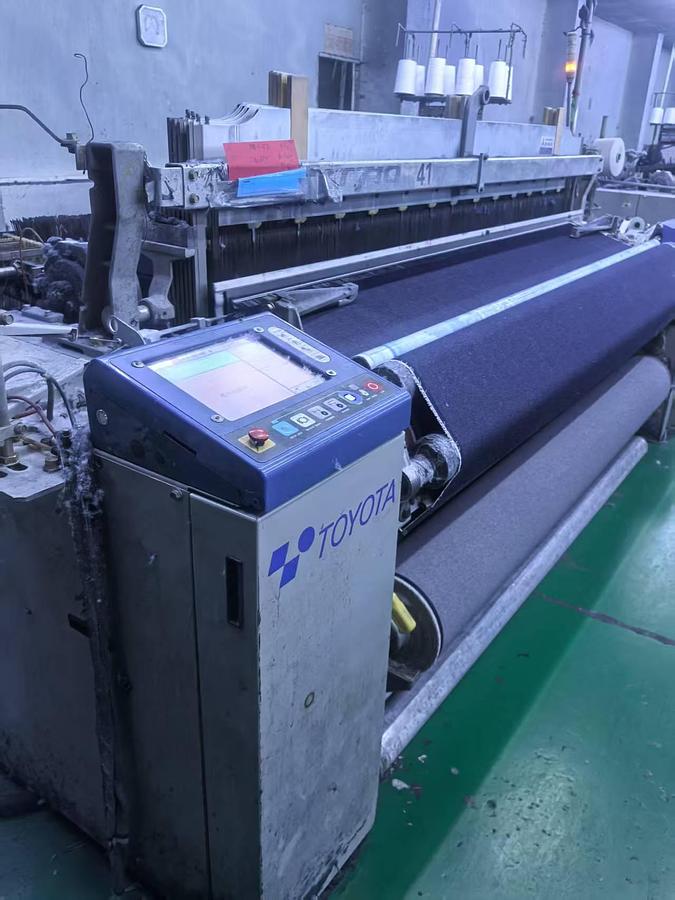 Used 24 sets Toyota T710 Airjet loom for fabric
