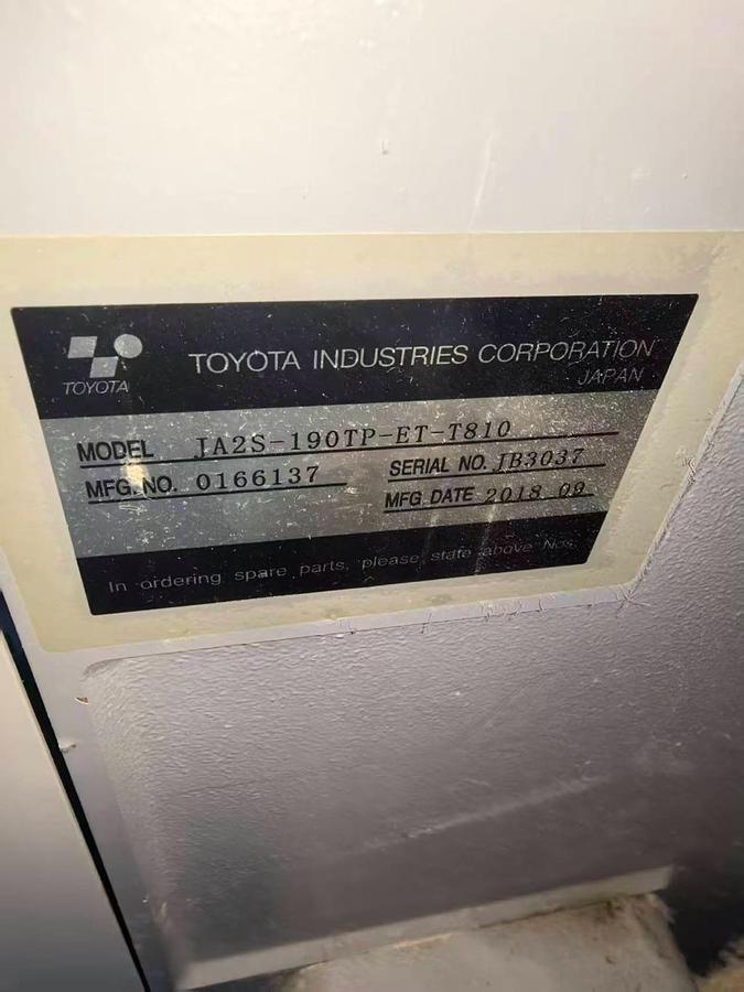 Used Toyota T810 air jet loom for fabric